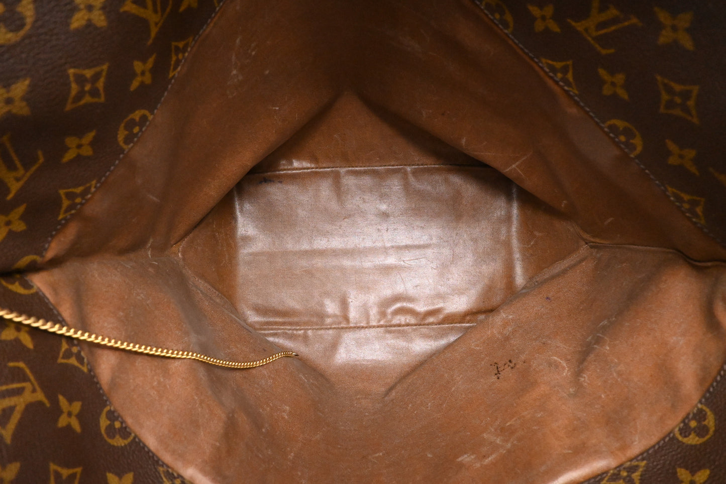 Louis Vuitton Sac Shopping 48 in Monogram Canvas