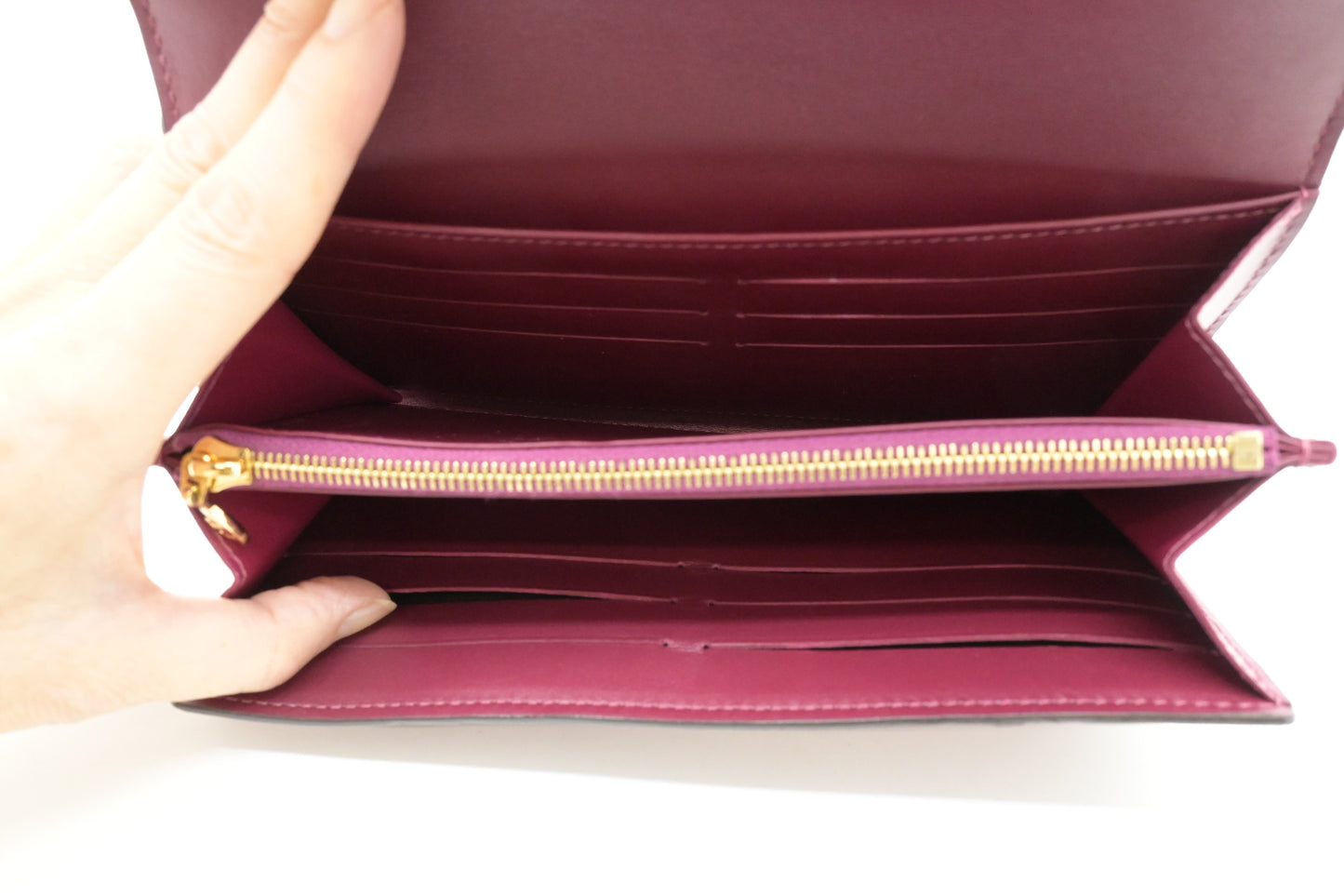 Louis Vuitton Sarah Wallet in Indian Rose Vernis Leather