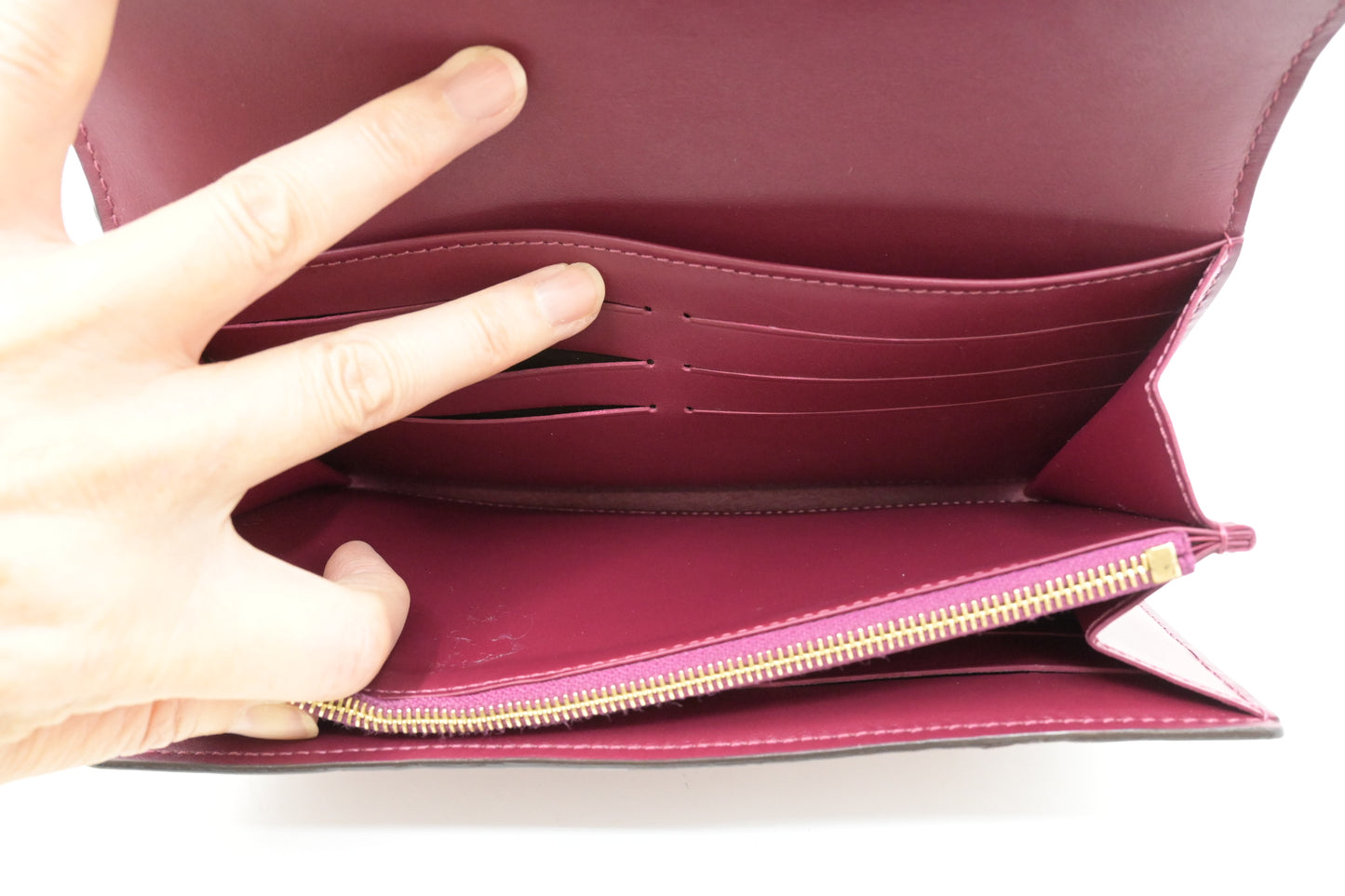 Louis Vuitton Sarah Wallet in Indian Rose Vernis Leather