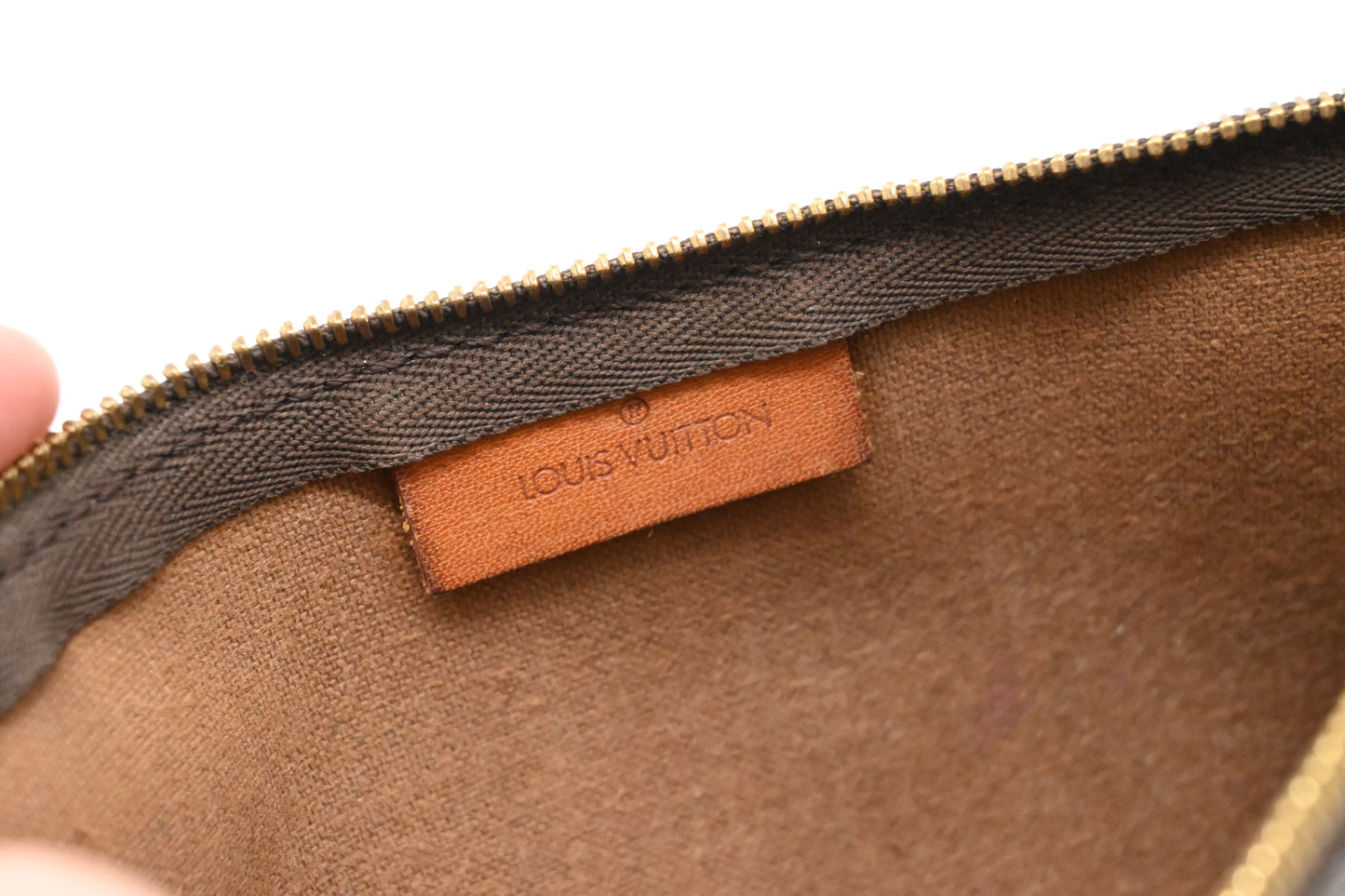 Louis Vuitton Sac Shopping 48 in Monogram Canvas