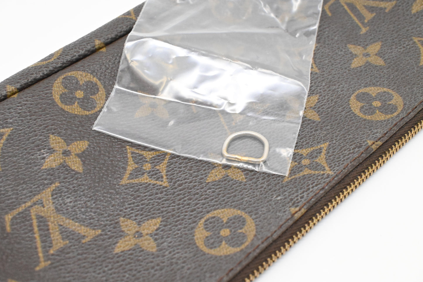 Louis Vuitton Sac Shopping 48 in Monogram Canvas