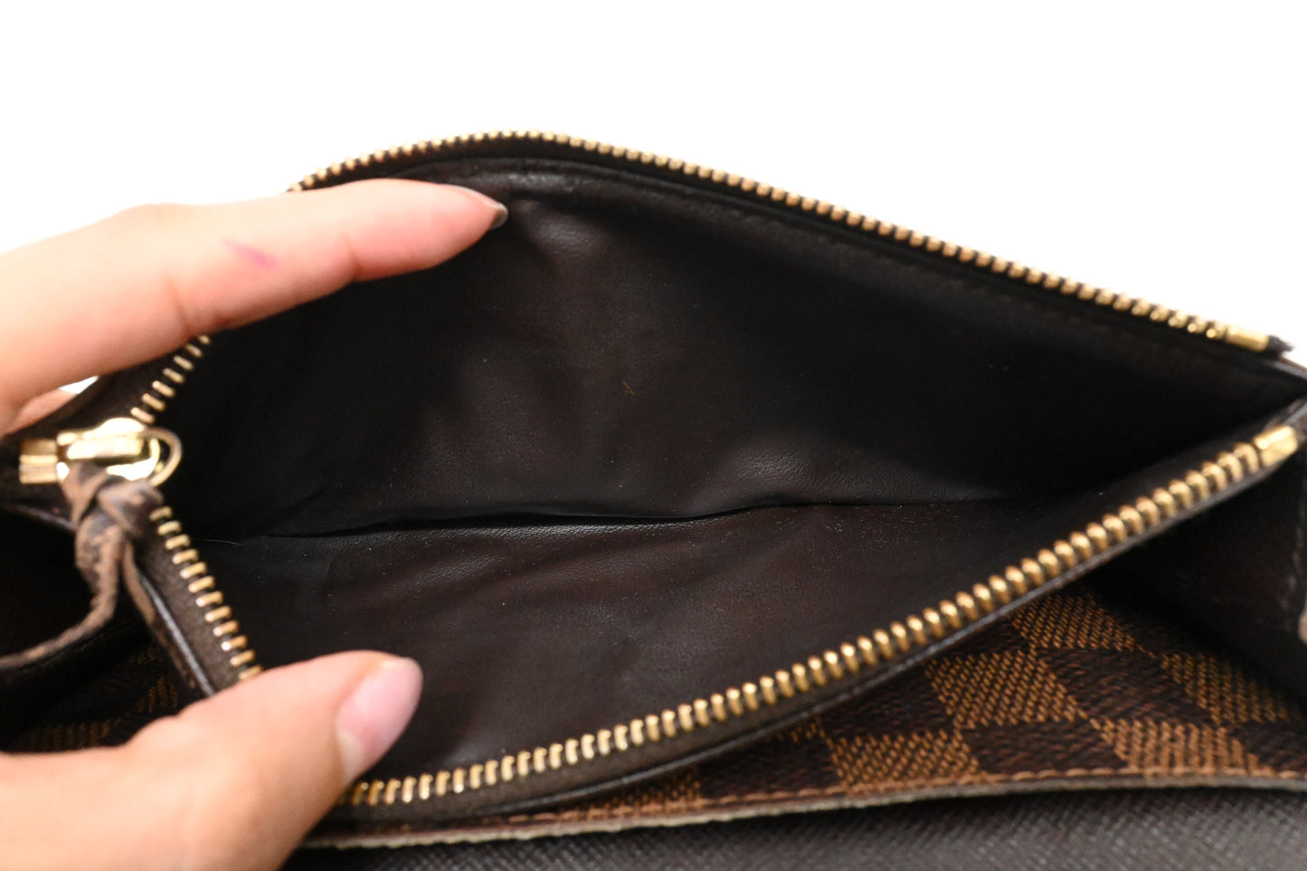 Louis Vuitton Emilie Wallet in Damier Ebene Canvas