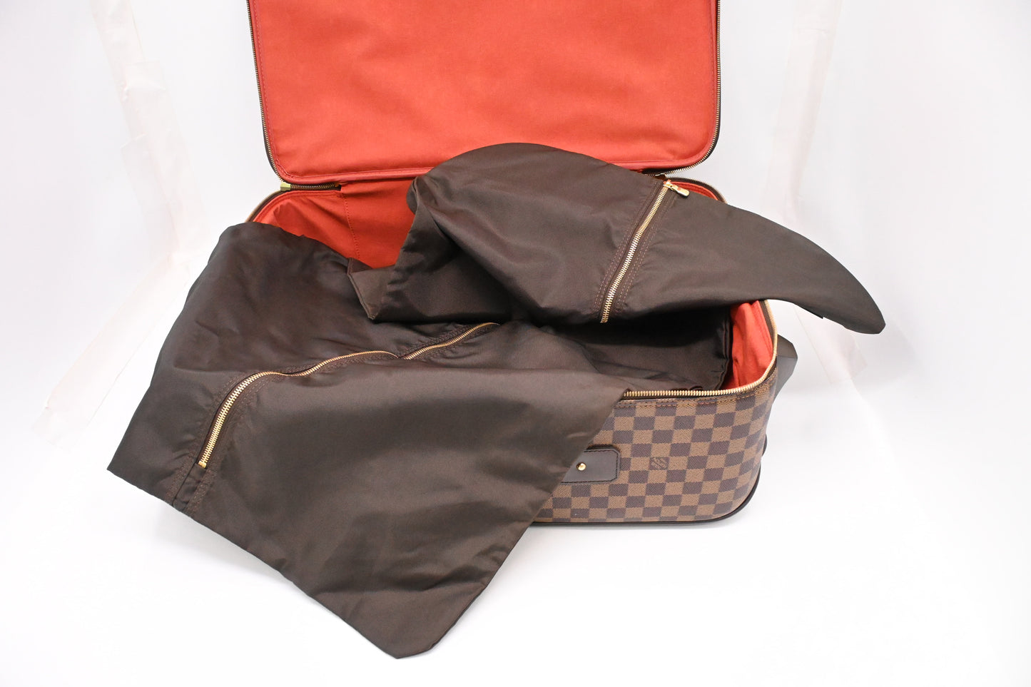Louis Vuitton Pegase 55 in Damier Ebene Canvas