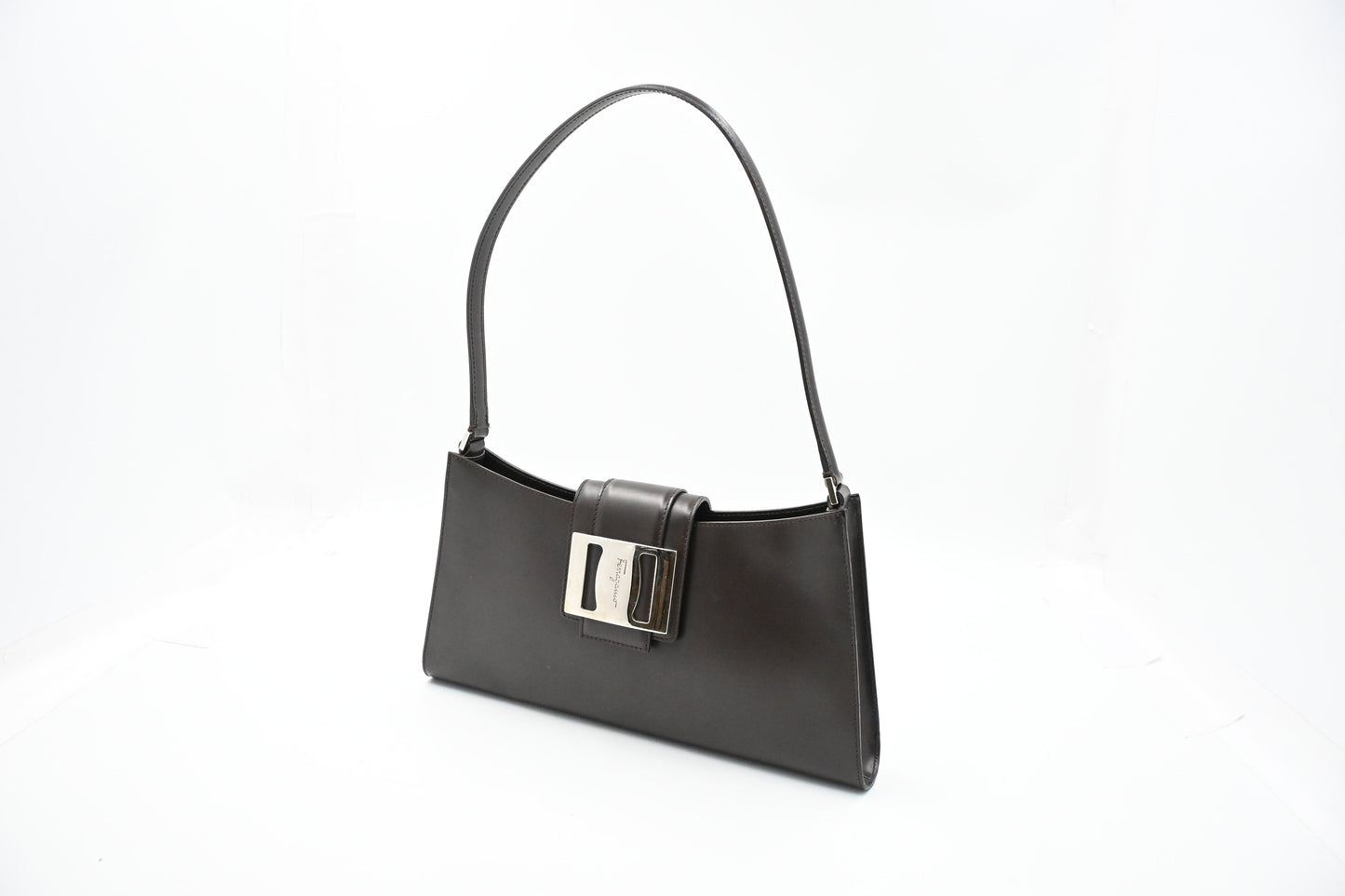 Ferragamo Shoulder Bag in Chocolate Brown Leather