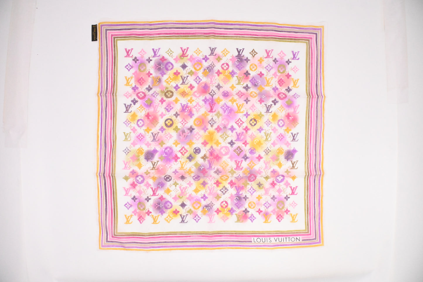 Louis Vuitton Scarf in White Multicolor Cotton