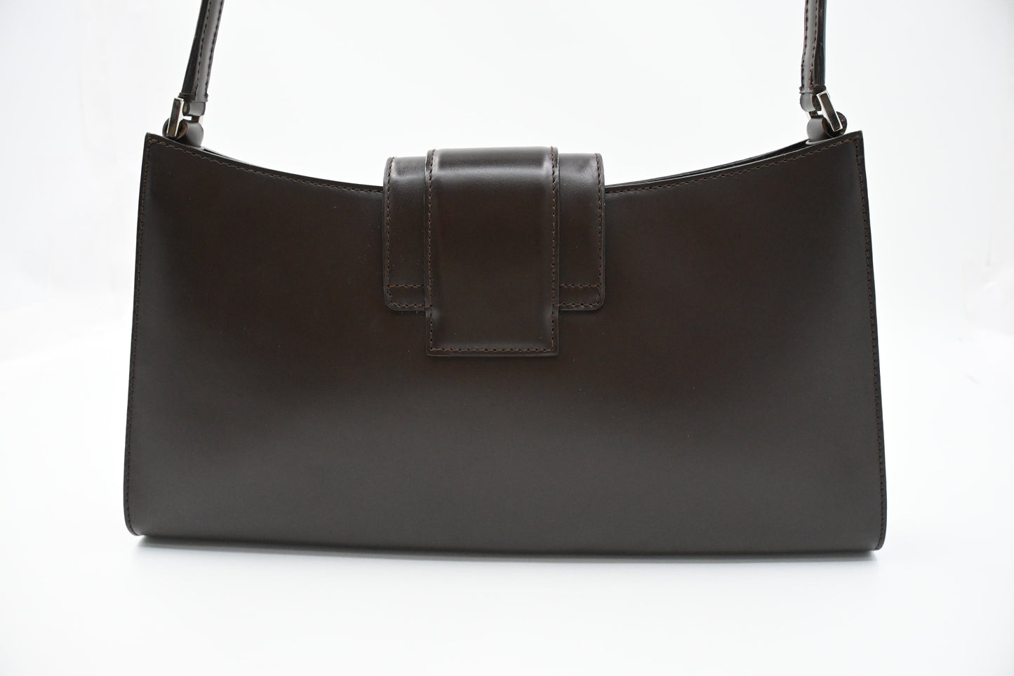 Ferragamo Shoulder Bag in Chocolate Brown Leather