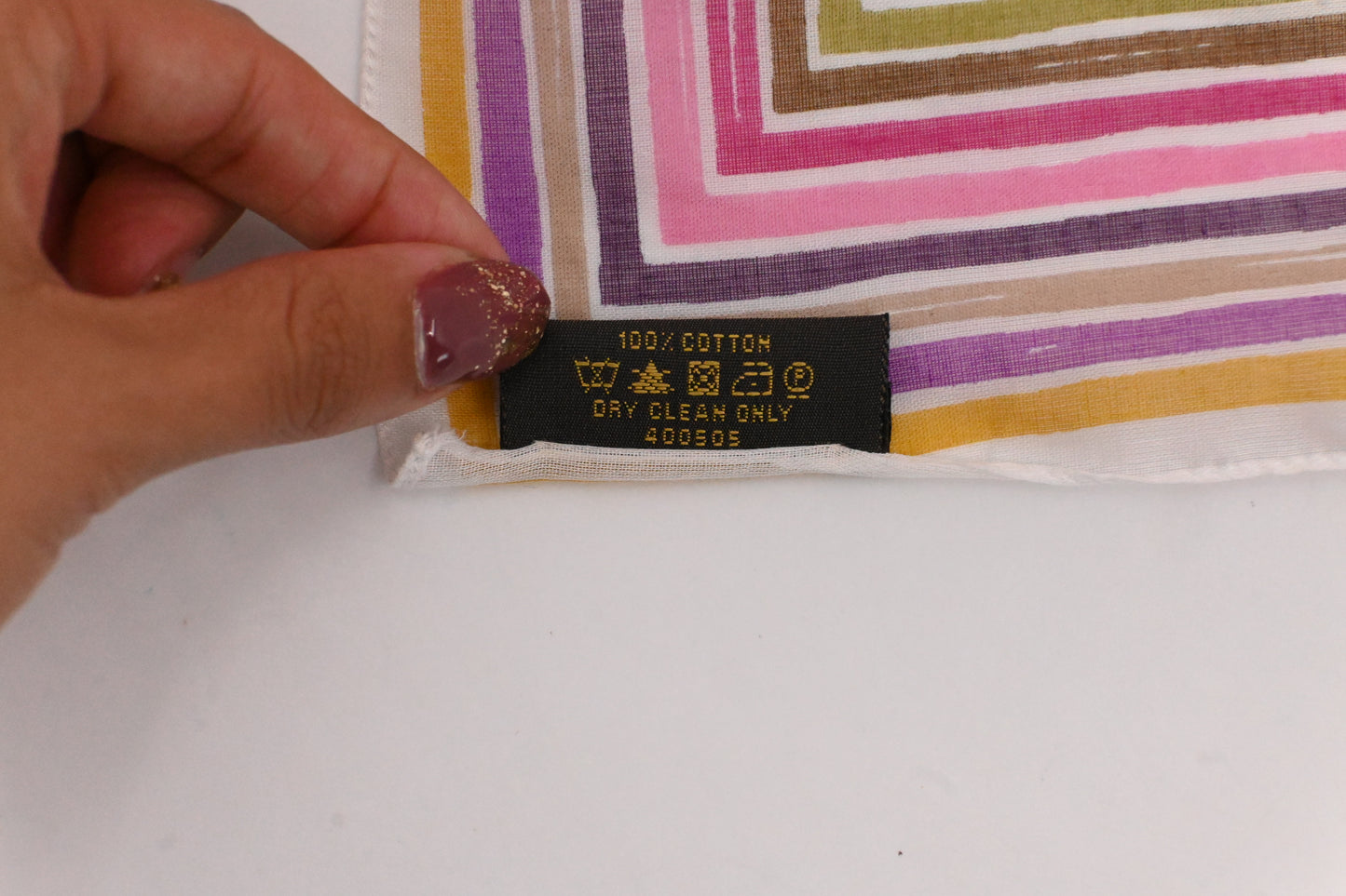 Louis Vuitton Scarf in White Multicolor Cotton