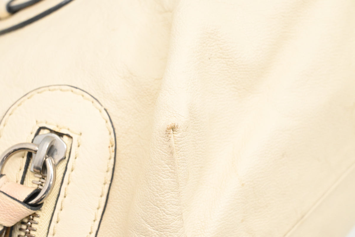 Chloe Kerala Shoulder Bag in Cream Leather
