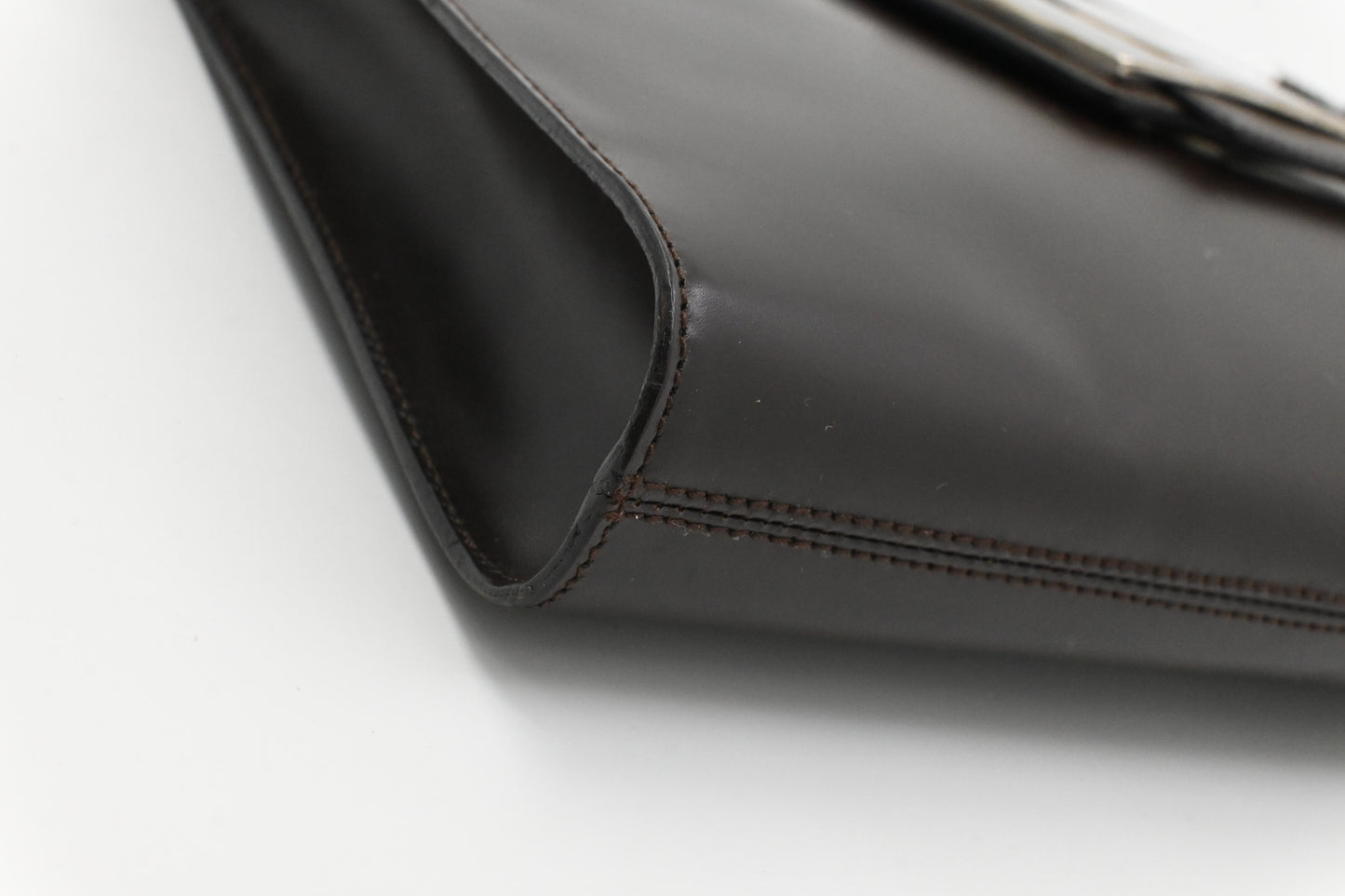Ferragamo Shoulder Bag in Chocolate Brown Leather