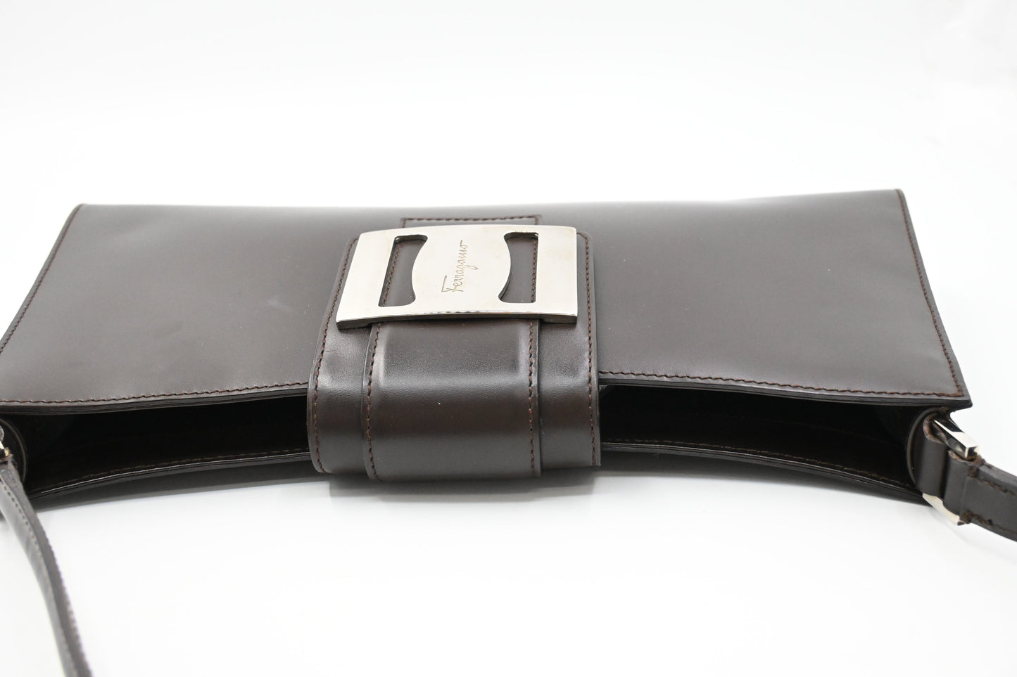 Ferragamo Shoulder Bag in Chocolate Brown Leather