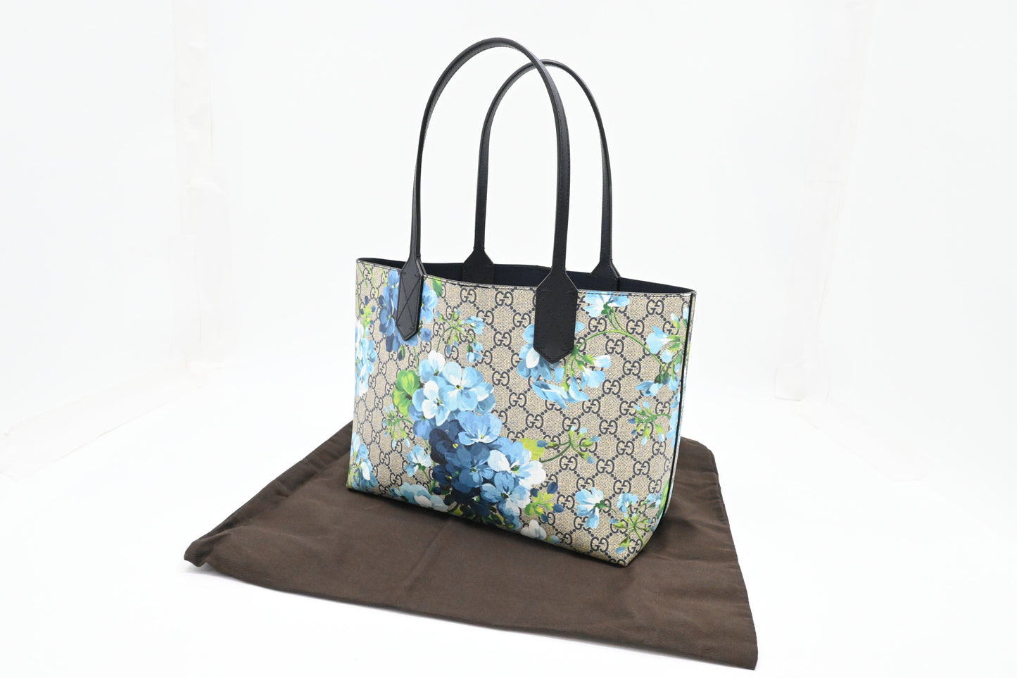 Gucci Small Tote in Blue Blooms GG Supreme Canvas