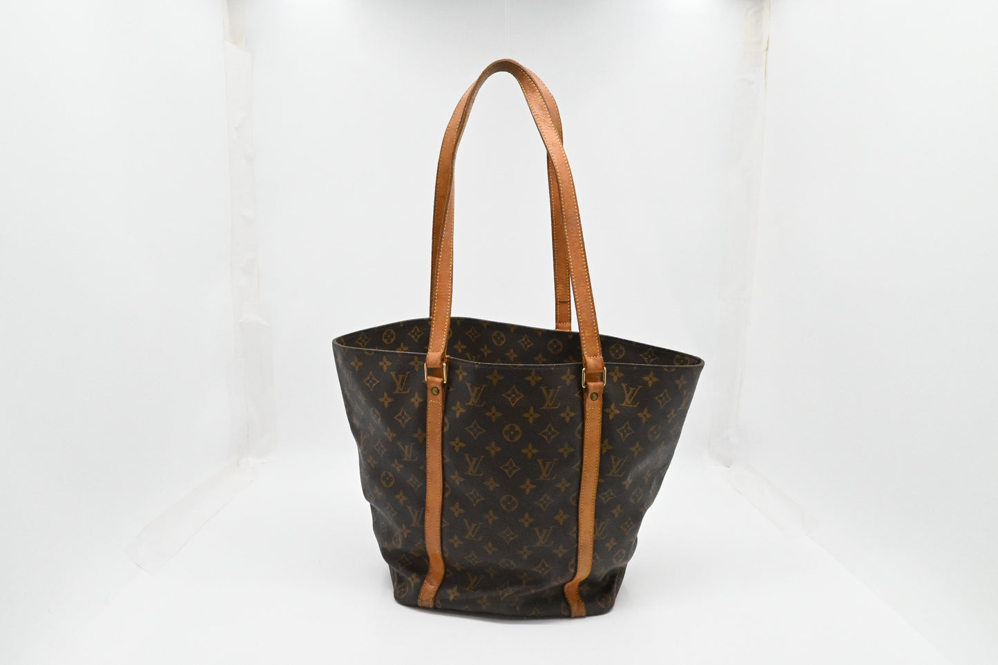 Louis Vuitton Sac Shopping 48 in Monogram Canvas
