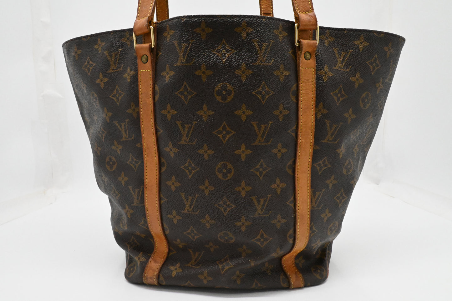 Louis Vuitton Sac Shopping 48 in Monogram Canvas