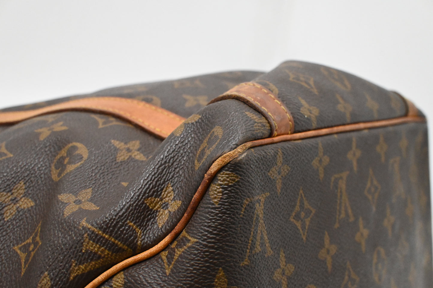 Louis Vuitton Sac Shopping 48 in Monogram Canvas