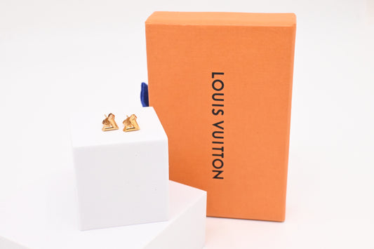 Louis Vuitton Essential V Earrings