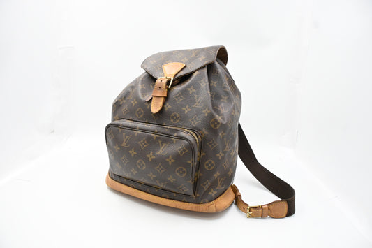 Louis Vuitton Montsouris GM in Monogram Canvas