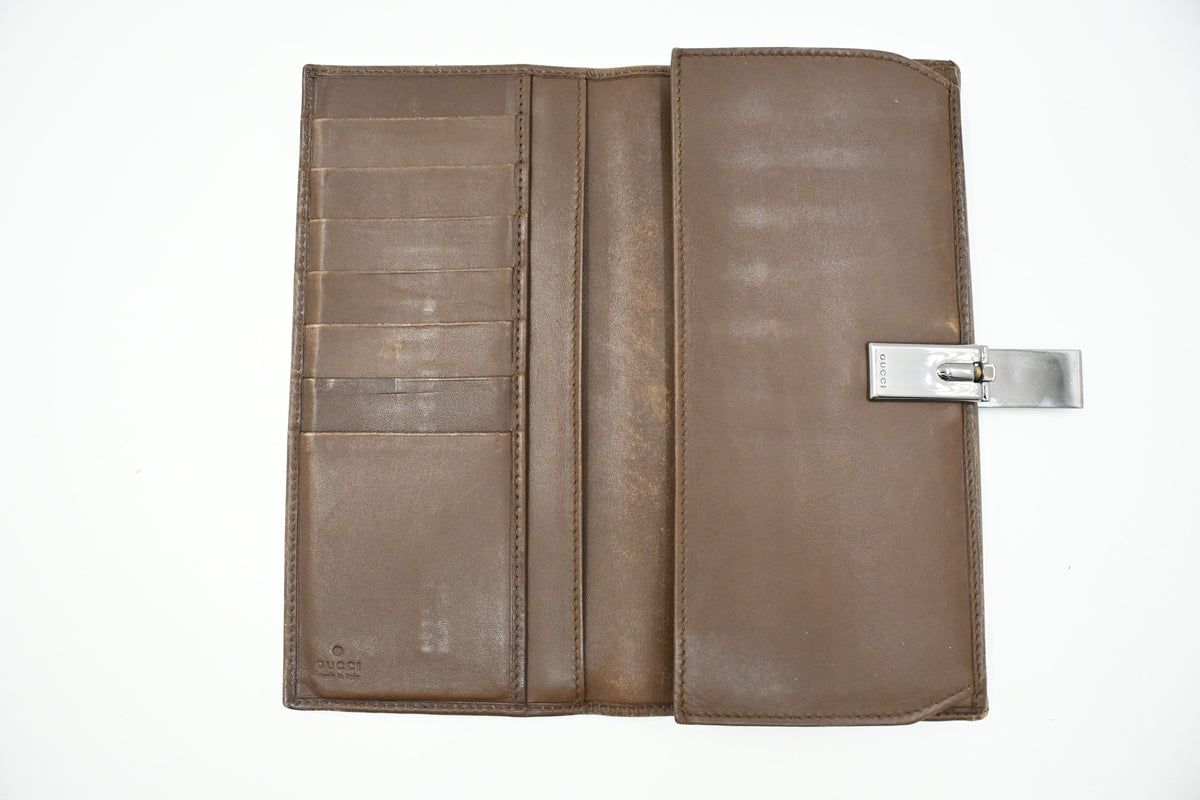Gucci Long Wallet in Brown leather