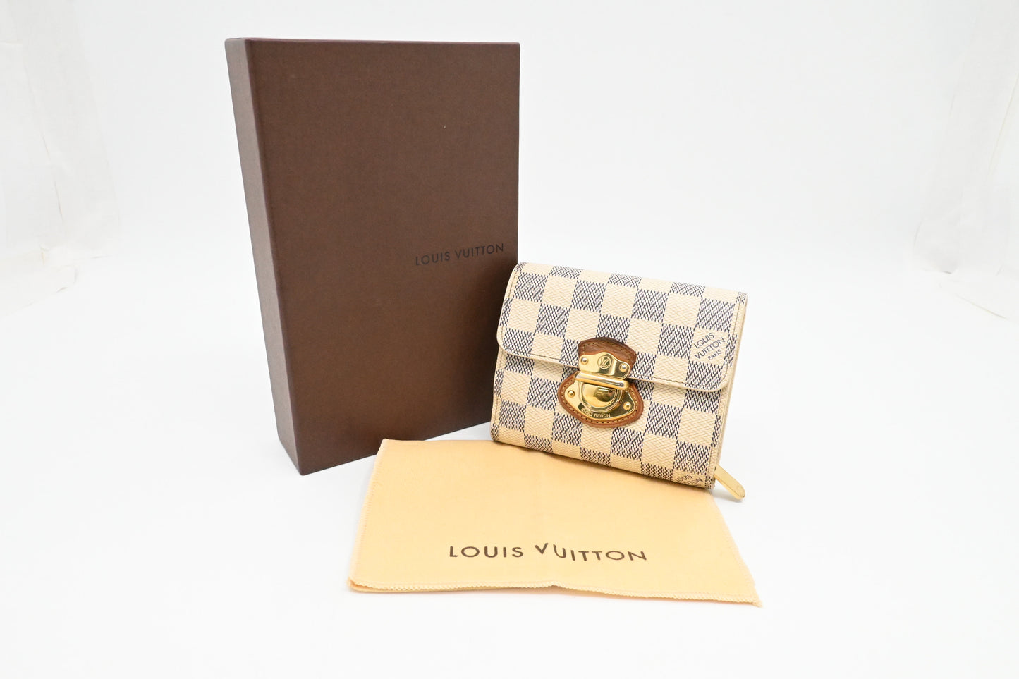 Louis Vuitton Joey Wallet in Damier Azur Canvas