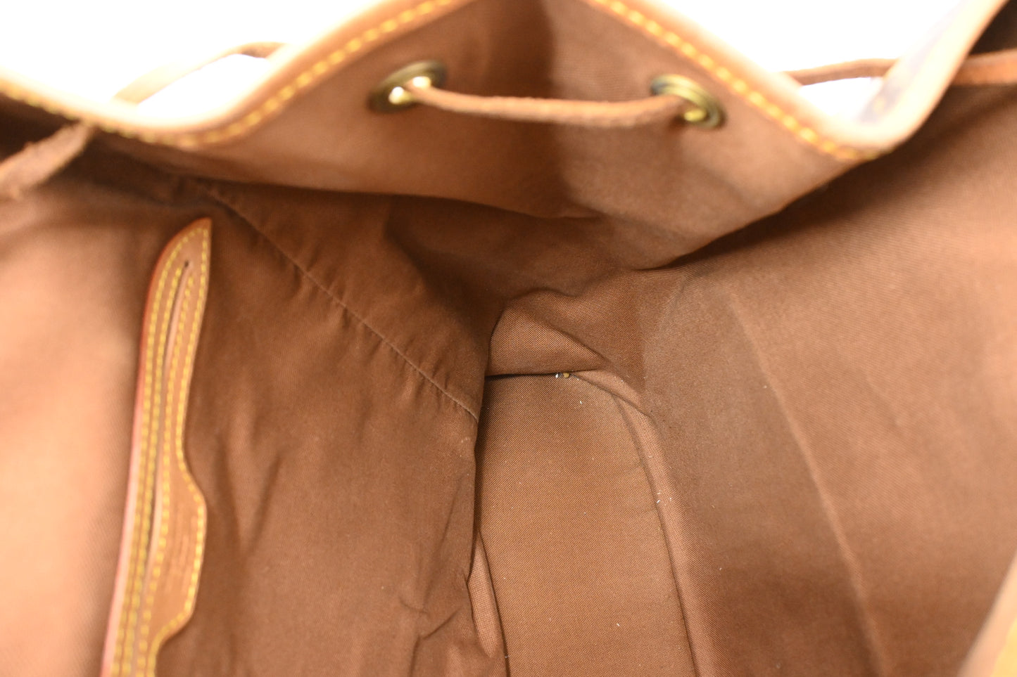 Louis Vuitton Montsouris GM in Monogram Canvas