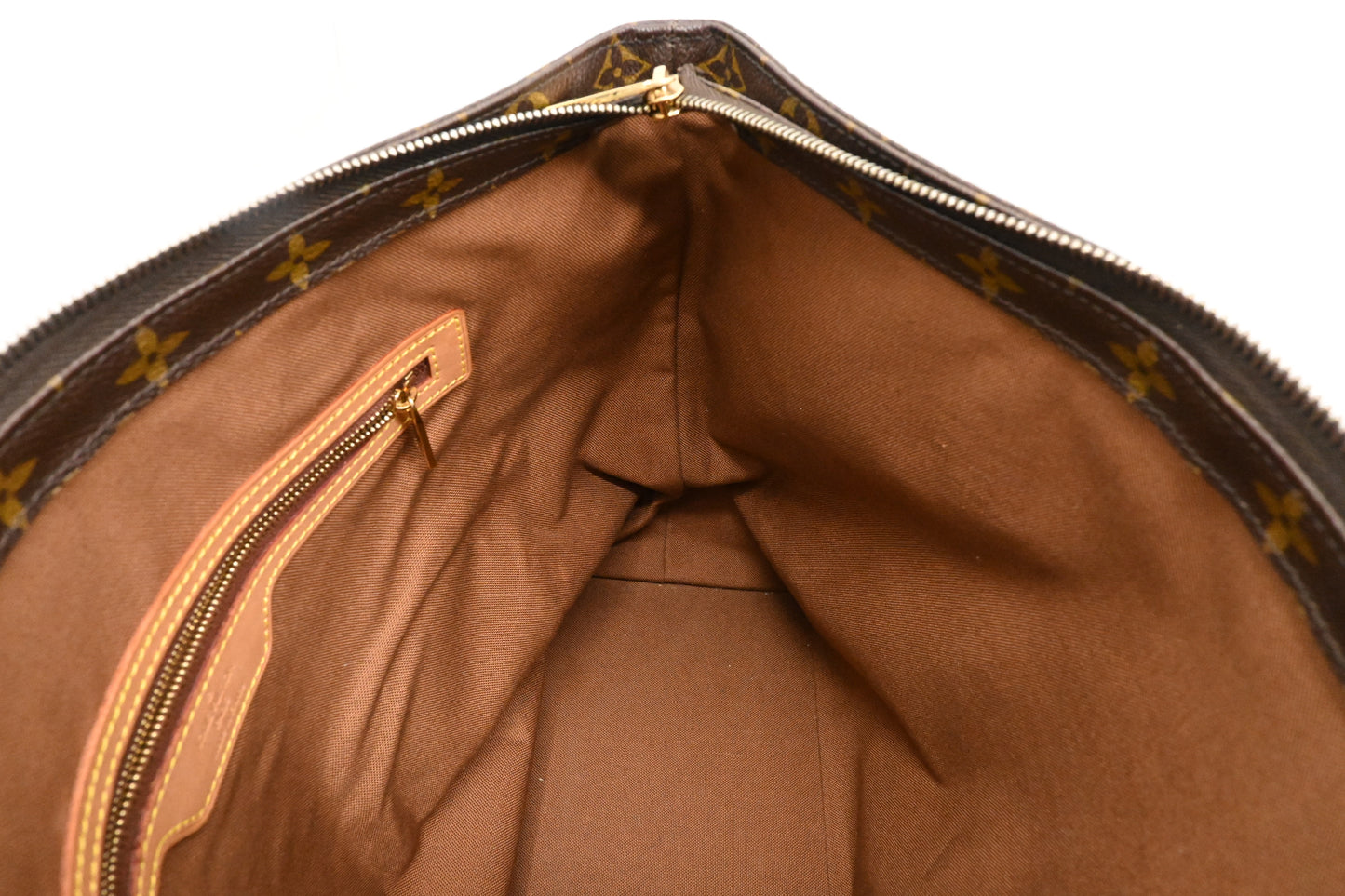 Louis Vuitton Cabas Mezzo in Monogram Canvas
