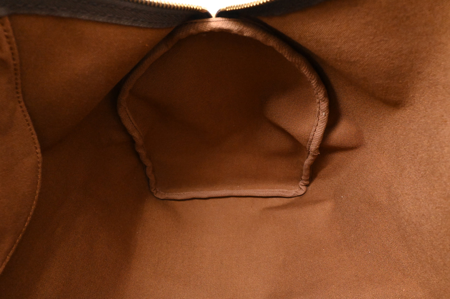 Louis Vuitton Speedy 40 in Monogram Canvas