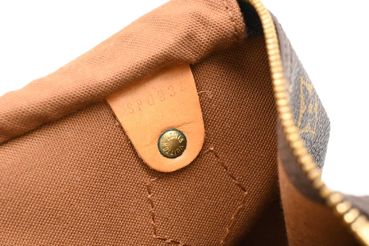 Louis Vuitton Speedy 40 in Monogram Canvas