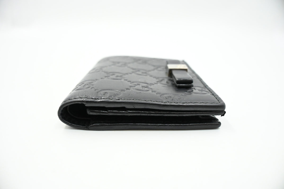 Gucci Compact Wallet in Black Guccissima Leather