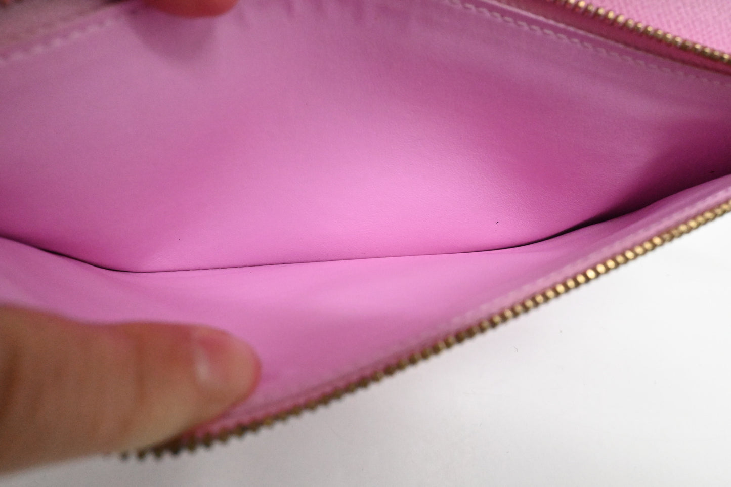 Louis Vuitton Insolite Wallet in White Multicolor Monogram Canvas