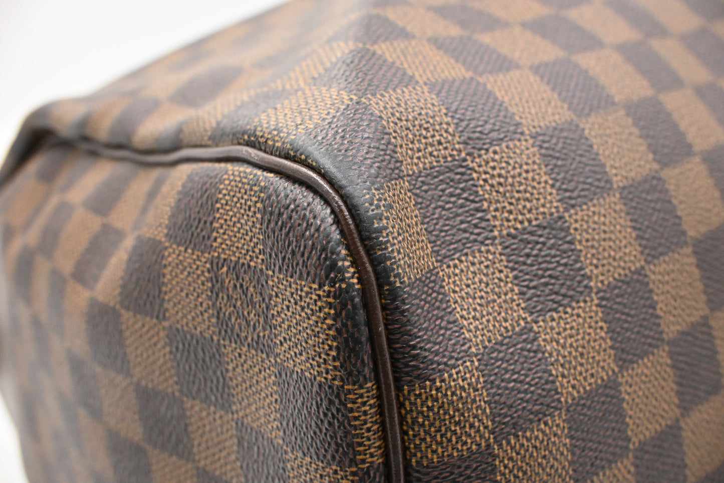 Louis Vuitton Keepall 50 in Damier Ebene Canvas