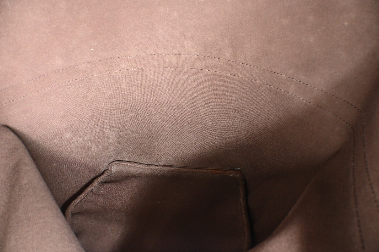 Louis Vuitton Keepall 50 in Damier Ebene Canvas