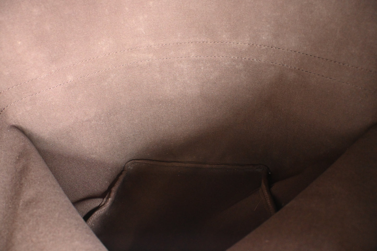 Louis Vuitton Keepall 50 in Damier Ebene Canvas