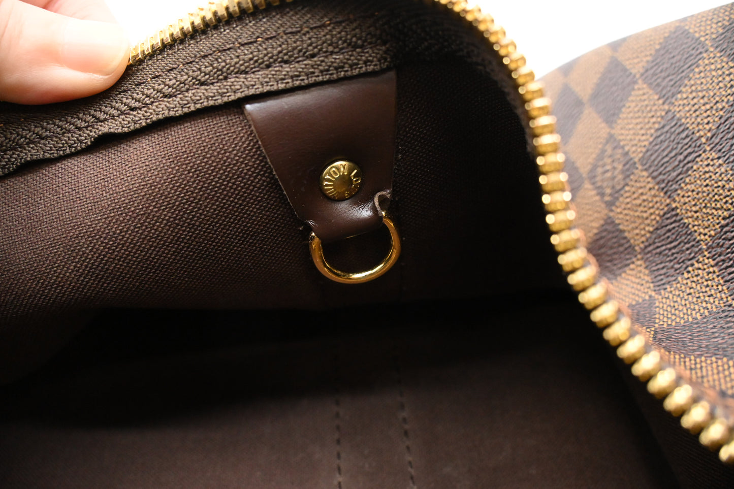 Louis Vuitton Keepall 50 in Damier Ebene Canvas
