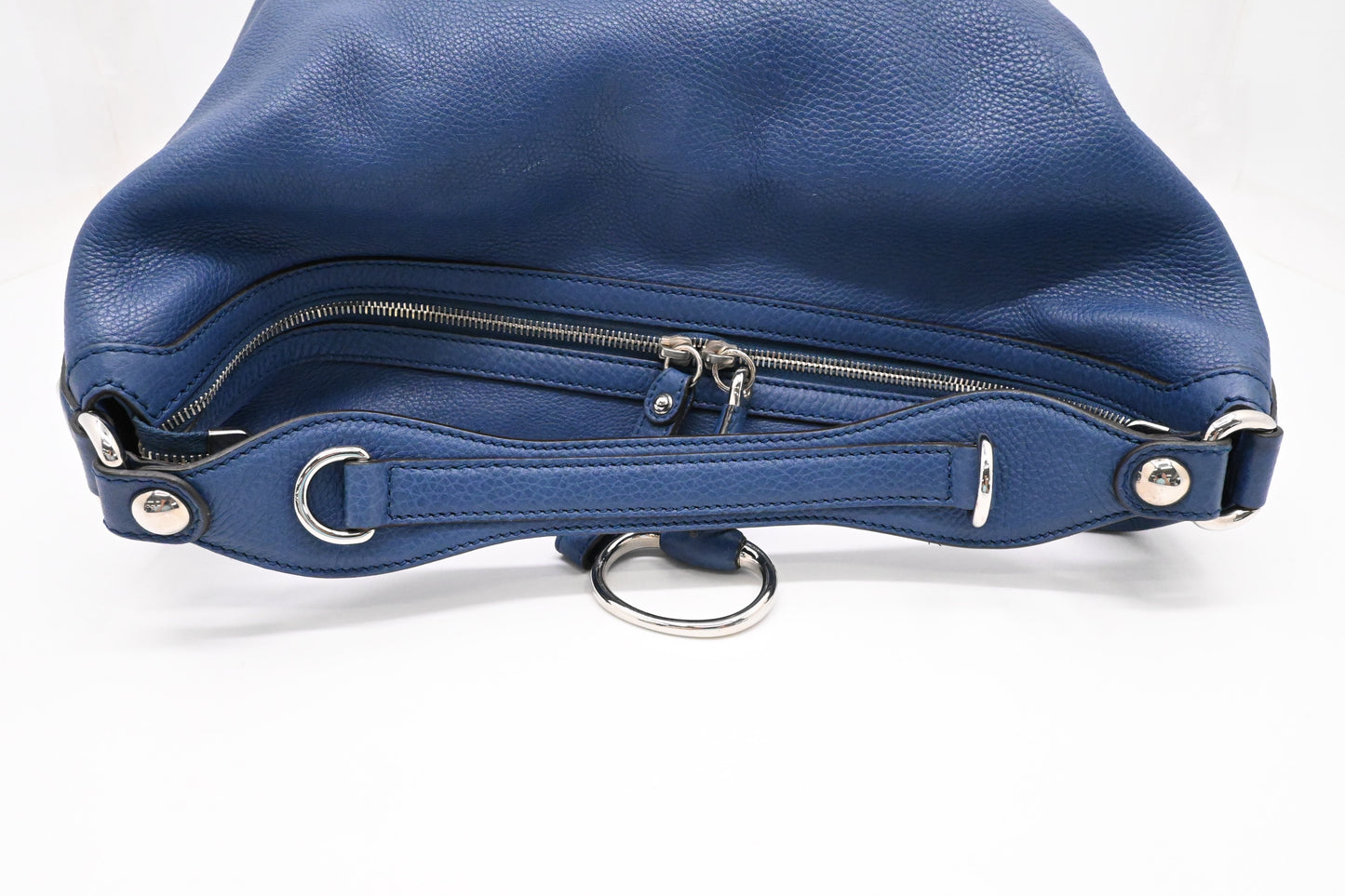 Gucci Shoulder Bag in Blue Leather