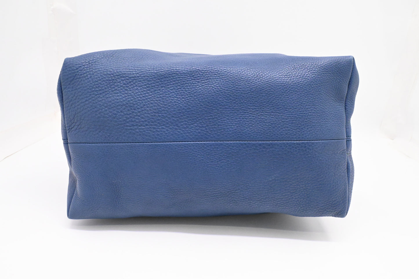 Gucci Shoulder Bag in Blue Leather