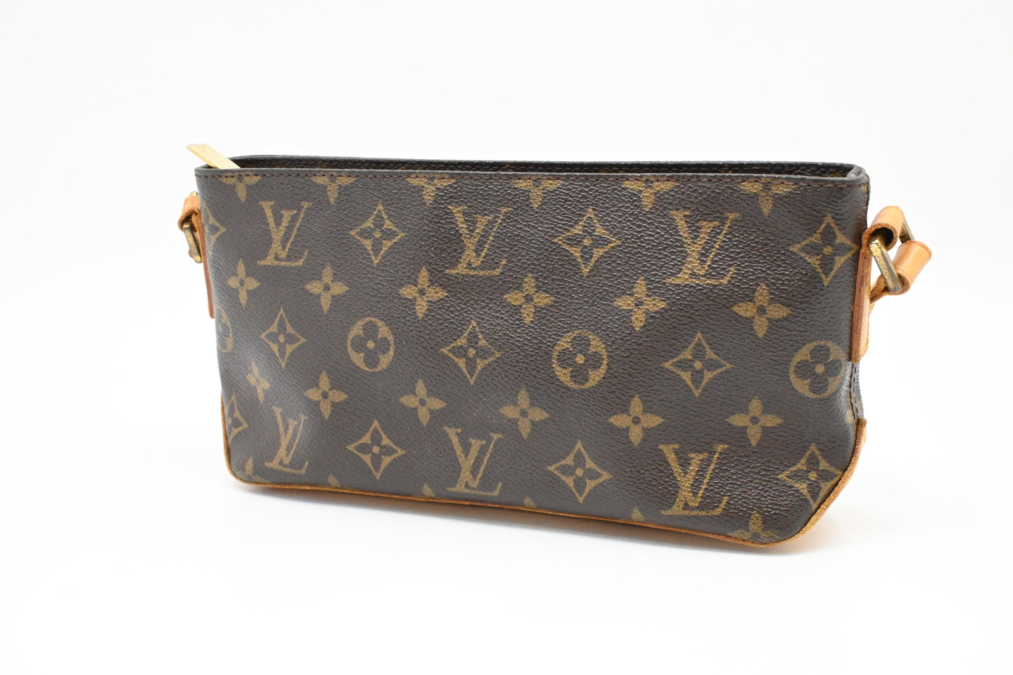 Louis Vuitton Trotteur in Monogram Canvas