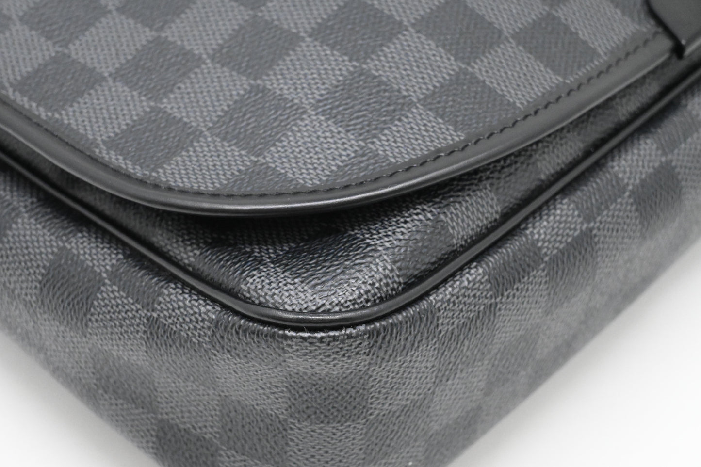 Louis Vuitton Daniel MM in Damier Graphite Canvas