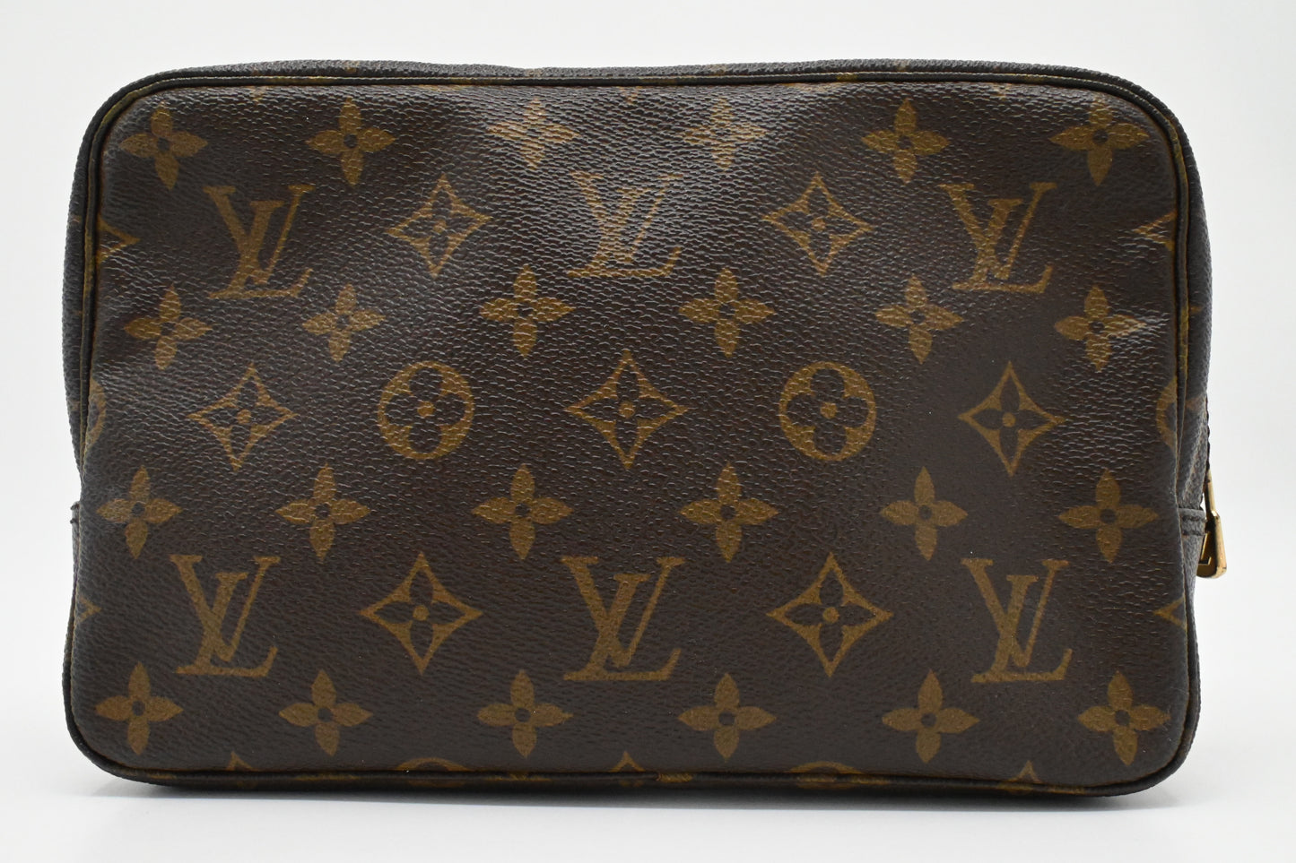Louis Vuitton Trousse 23 in Monogram Canvas