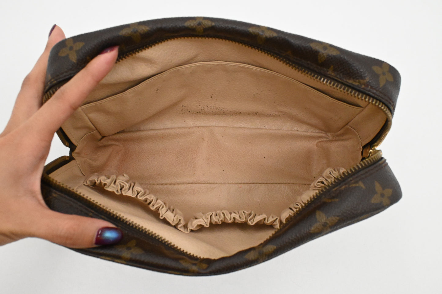 Louis Vuitton Trousse 23 in Monogram Canvas
