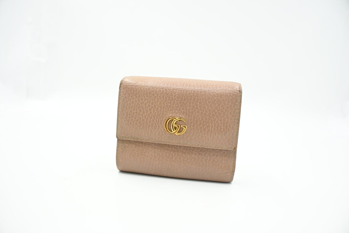 Gucci Compact Wallet in Beige Leather