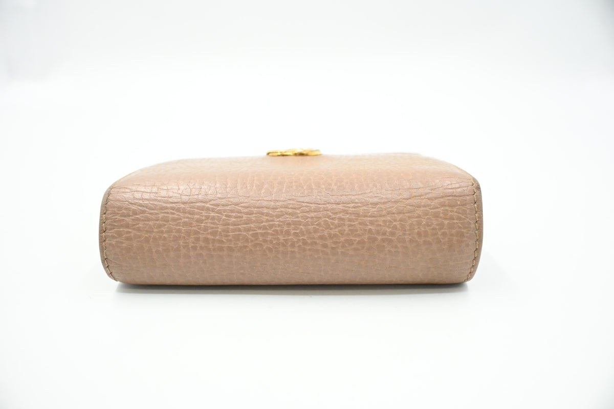 Gucci Compact Wallet in Beige Leather