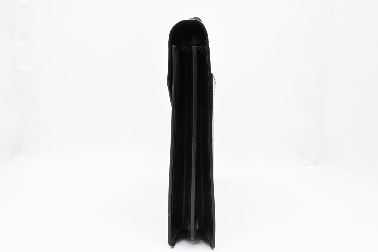 Louis Vuitton Serviette Consellier in Black Epi Leather