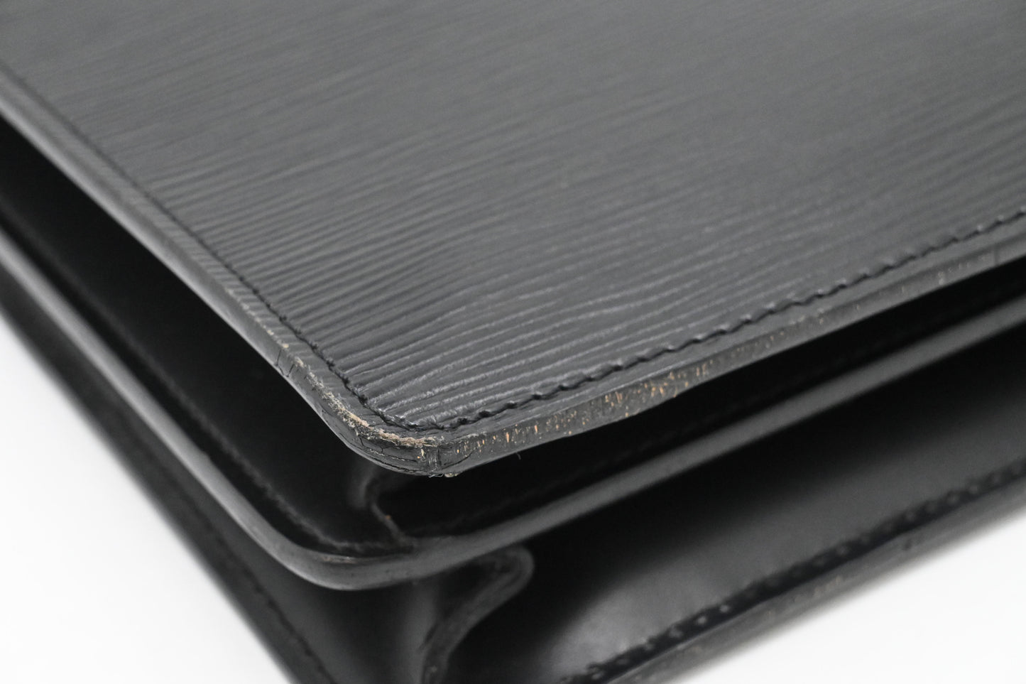Louis Vuitton Serviette Consellier in Black Epi Leather