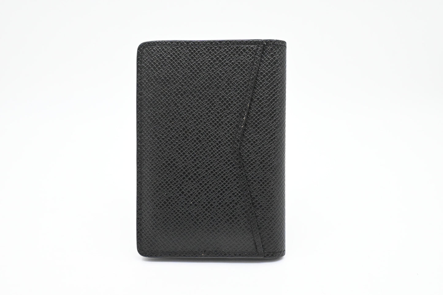 Louis Vuitton Taiga Card Case in Black Leather