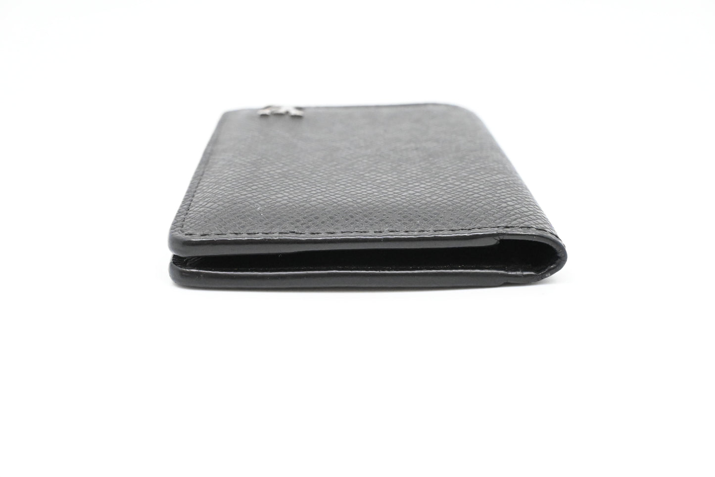 Louis Vuitton Taiga Card Case in Black Leather