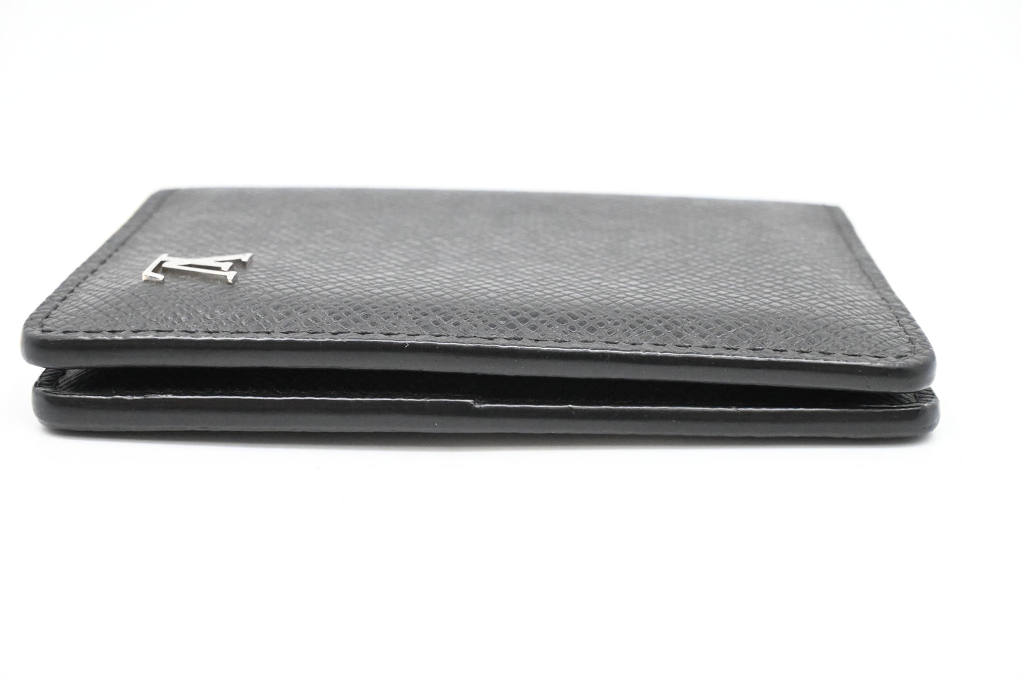 Louis Vuitton Taiga Card Case in Black Leather