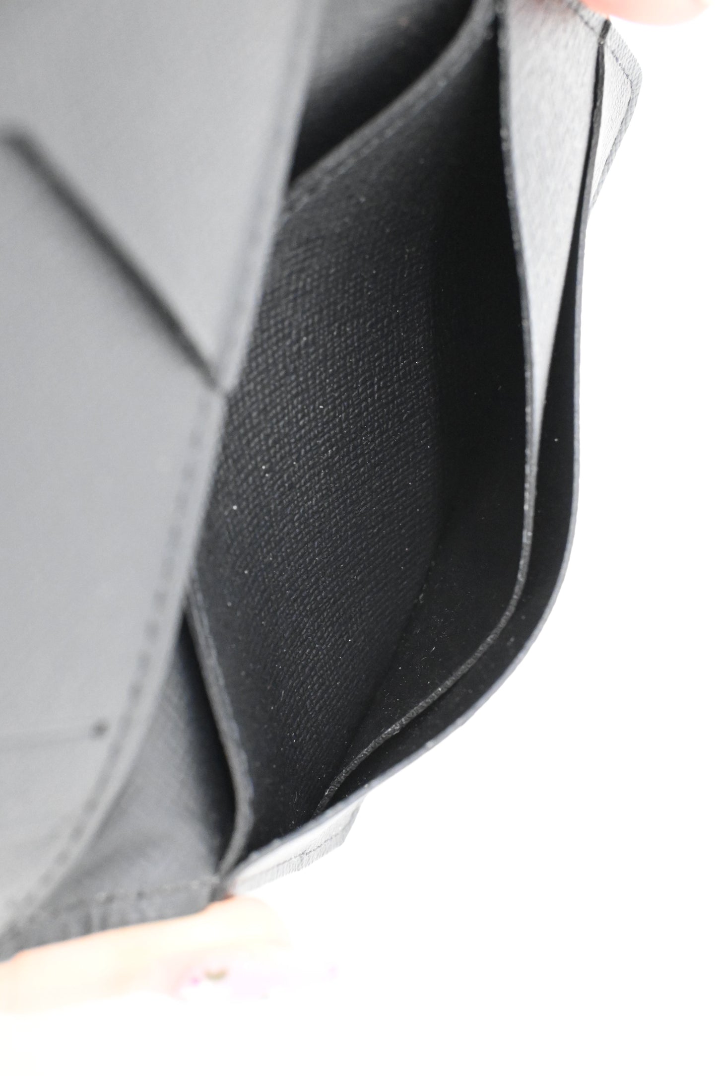 Louis Vuitton Taiga Card Case in Black Leather