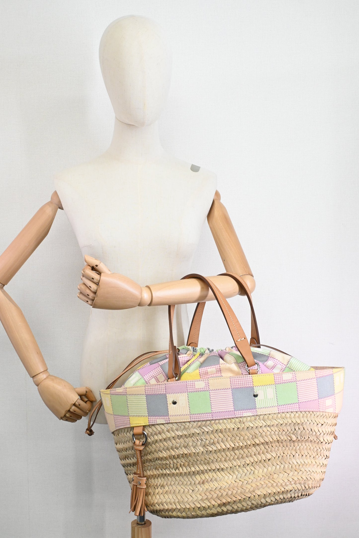 Bally Tote Bag in Multicolor Canvas and Beige Wicker