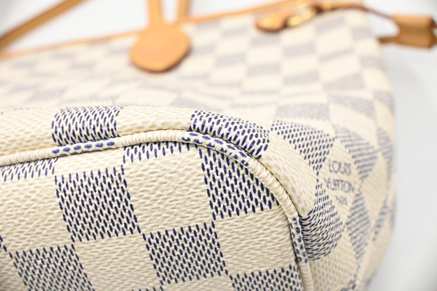 Louis Vuitton Neverfull PM in Damier Azur Canvas