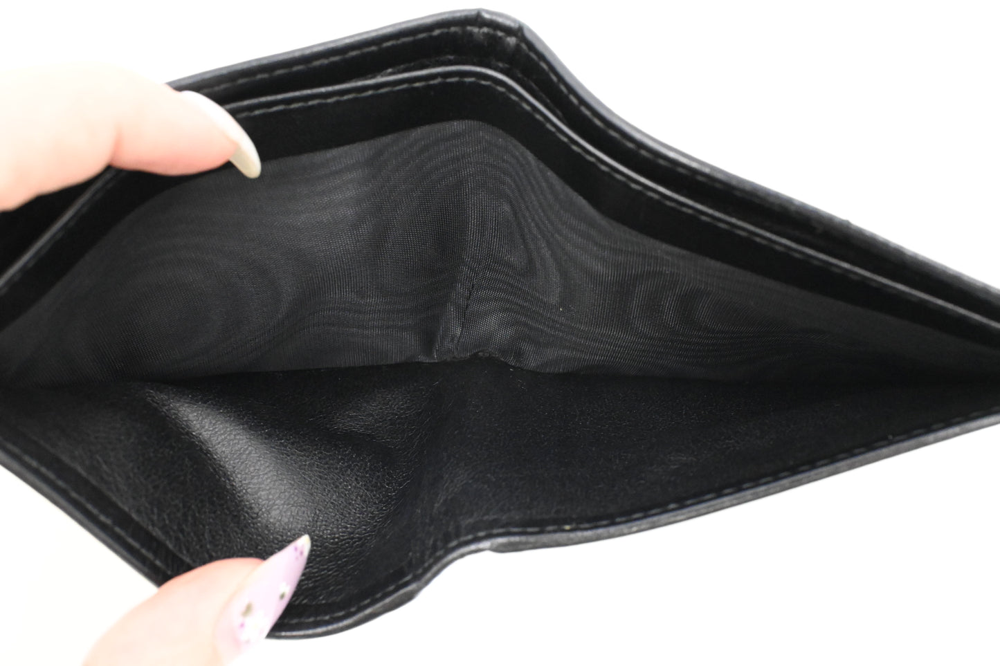 Gucci Bifold Wallet in GG Black Canvas