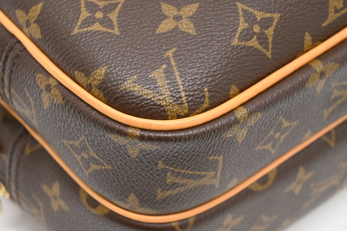 Louis Vuitton Reporter PM in Monogram Canvas